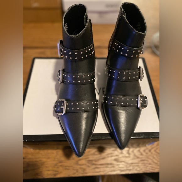 Nine West Shoes Seraphim Pointe Toe Booties. Never worn - Picture 8 of 8